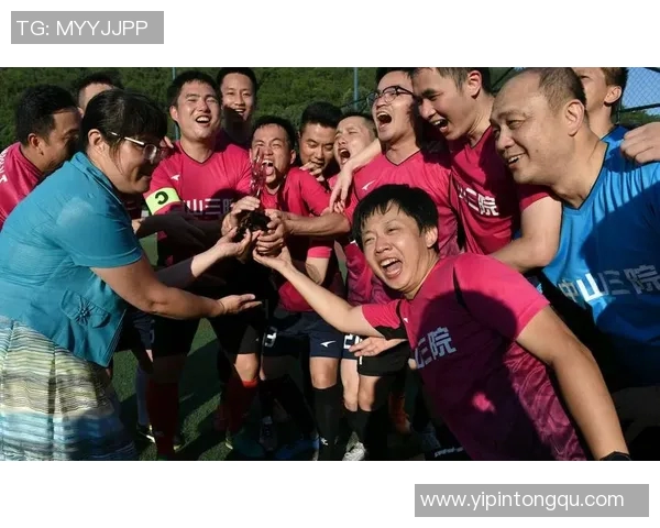 振兴区足球比赛精彩直播回放全程回顾与精彩瞬间分析 振兴区足球比赛精彩直播回放全程回顾与精彩瞬间分析