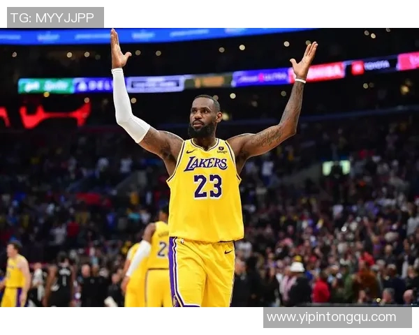 詹姆斯怀特:从篮球新星到职业生涯的辉煌转折与未来展望 詹姆斯怀特:从篮球新星到职业生涯的辉煌转折与未来展望