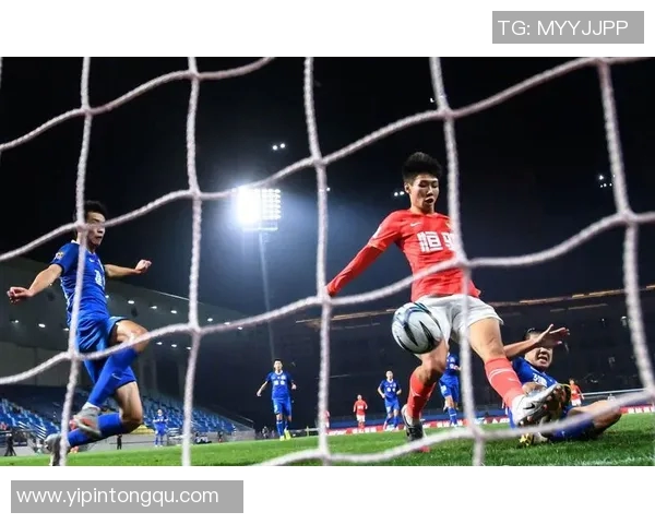 2019年建业与恒大激战回顾：精彩瞬间与赛季影响分析